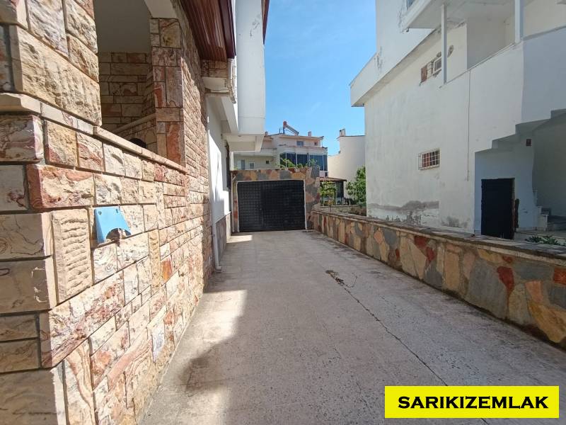 Edremit Güre Mah`da6+1  Villa. - 4